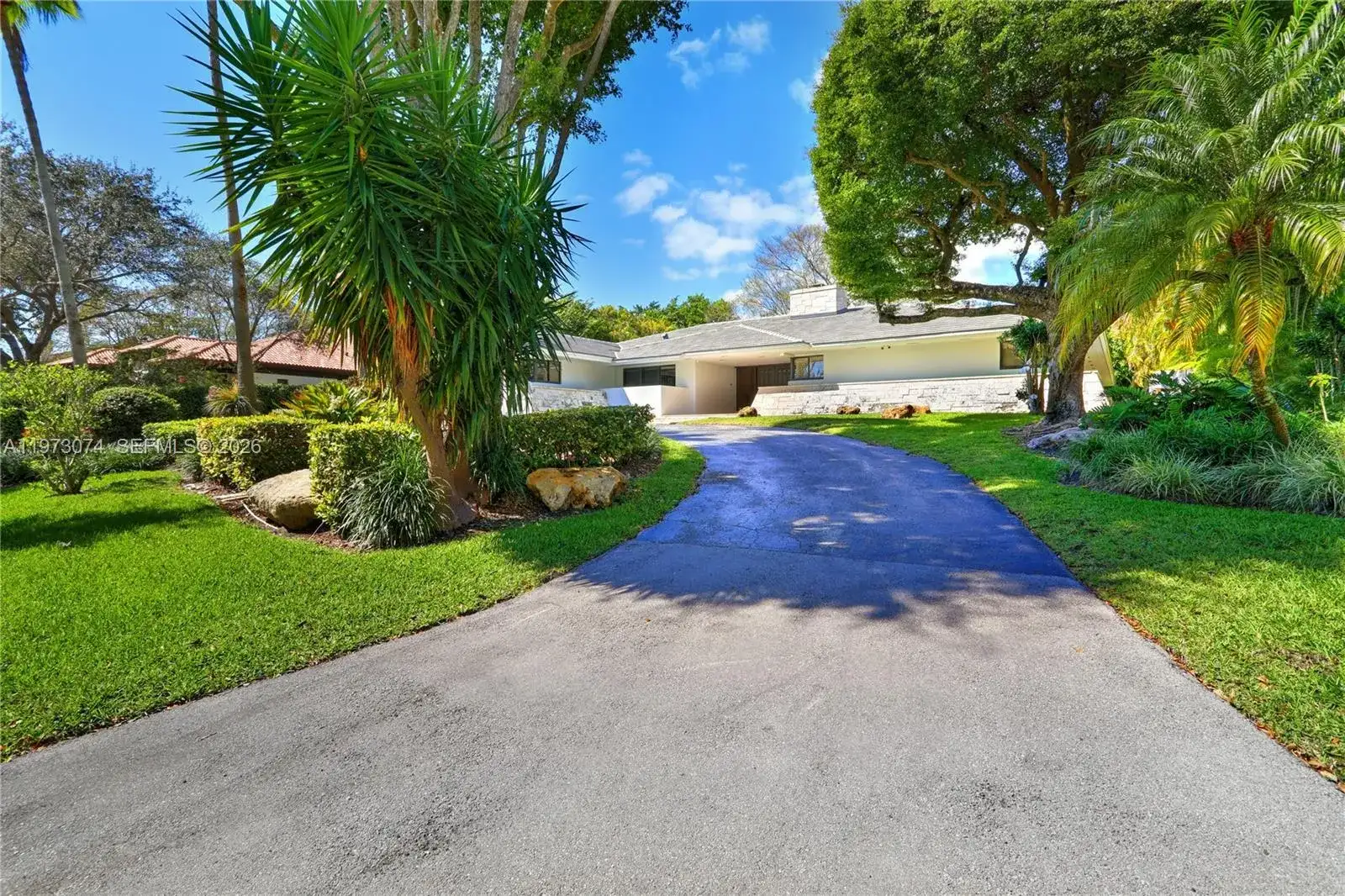 7322 Vistalmar St, Coral Gables FL 33143 photo 2