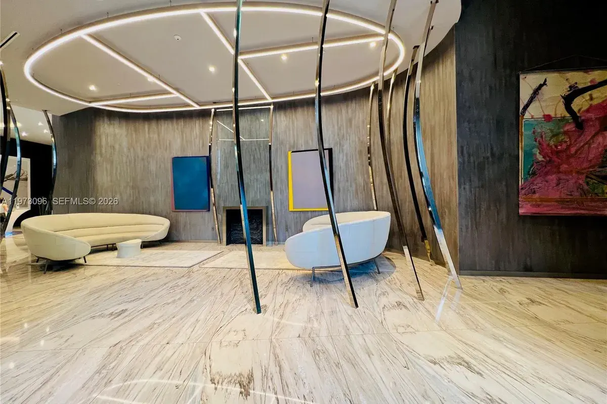 1000 Brickell Plaza # 1903, Miami FL 33131