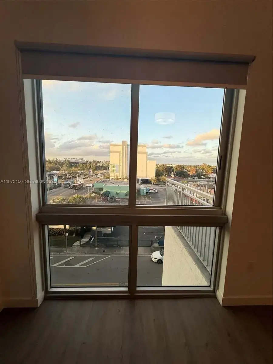 61 NW 37th Ave # 22, Miami FL 33125 photo 3