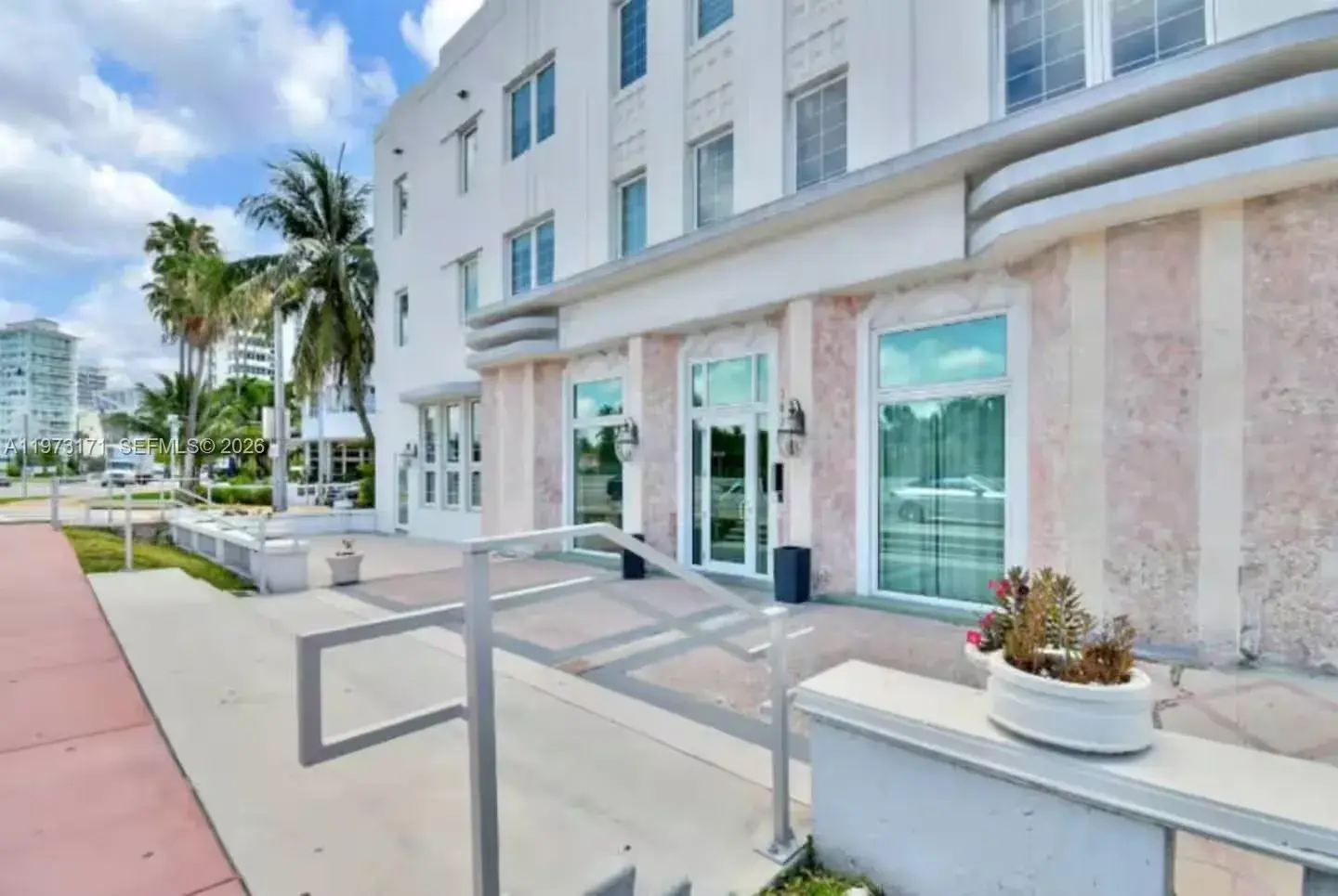 3025 Indian Creek Dr # 101, Miami Beach FL 33140