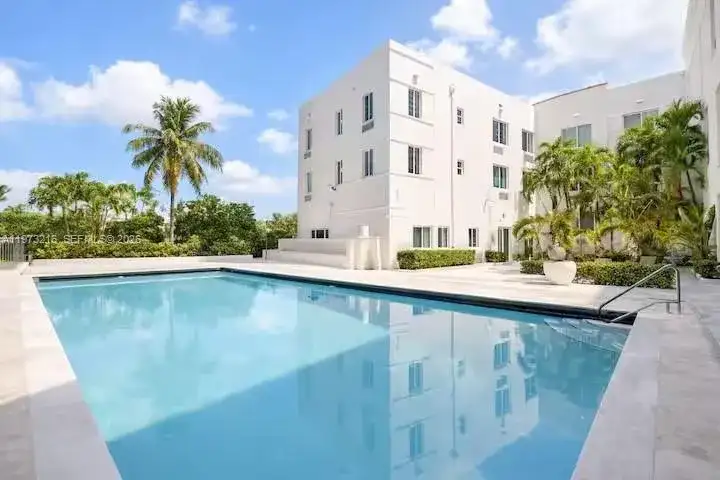 3025 Indian Creek Dr # 209, Miami Beach FL 33140 photo 5