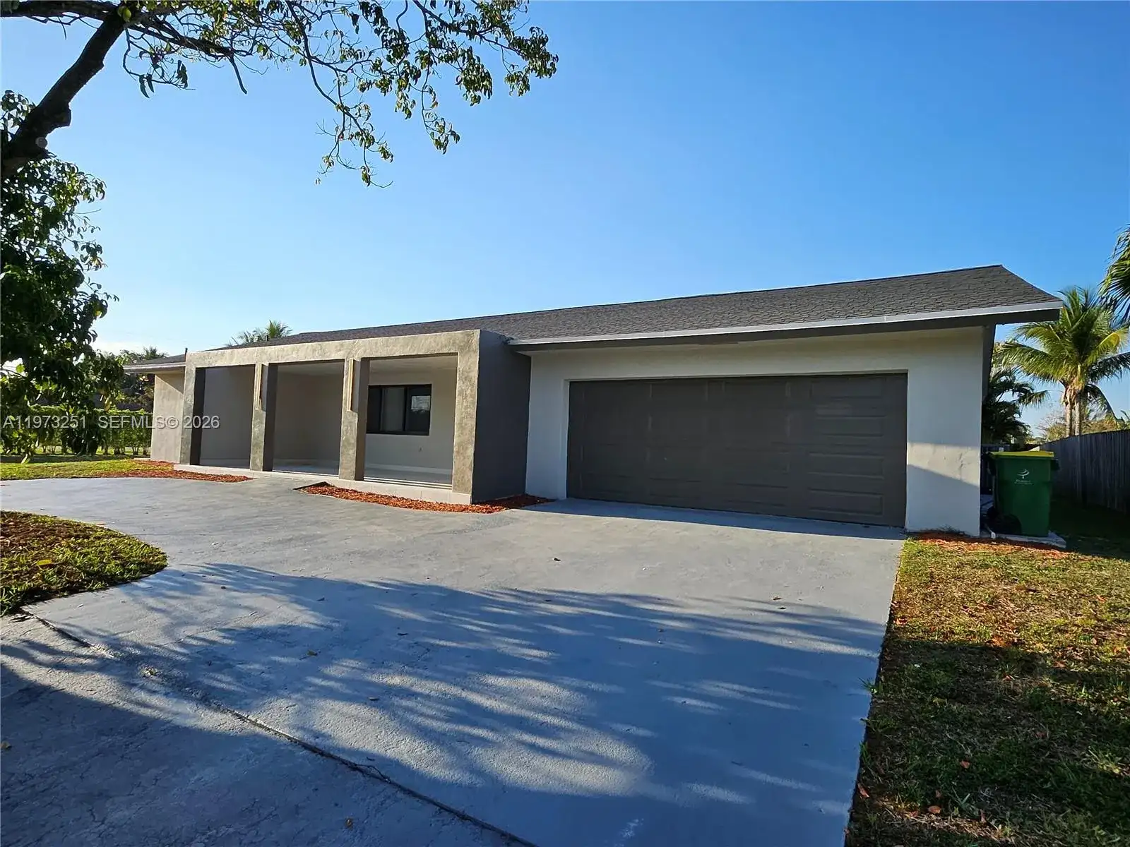 11761 NW 27th Ct, Plantation FL 33323 photo 2