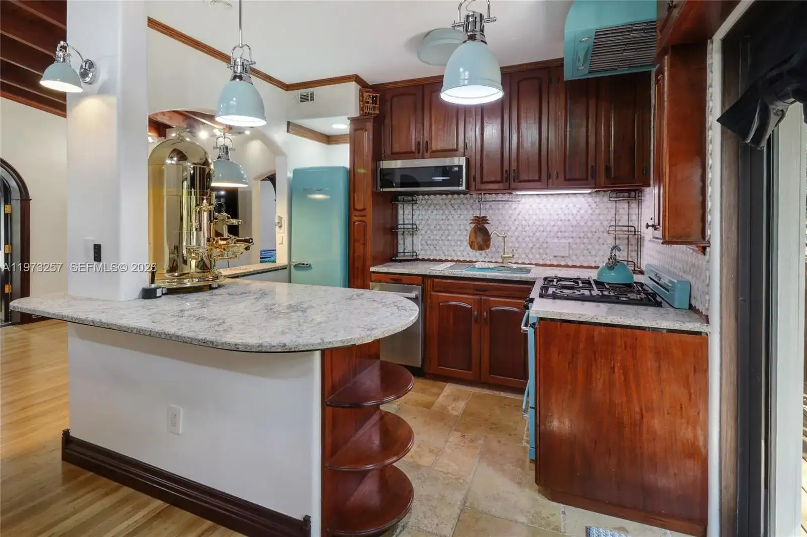 550 Quail Ave, Miami Springs FL 33166 photo 5
