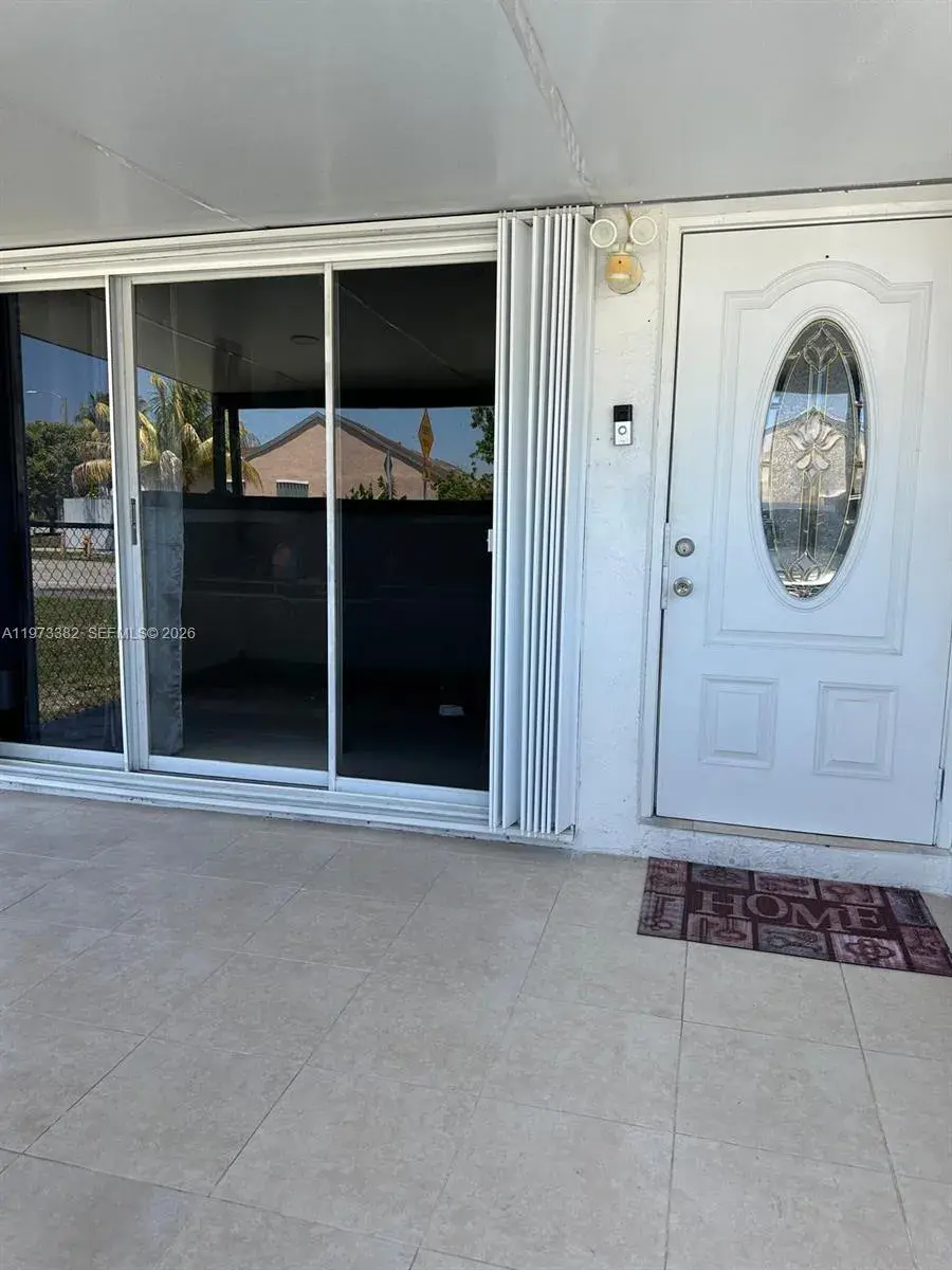 3242 NW 203rd St, Miami Gardens FL 33056