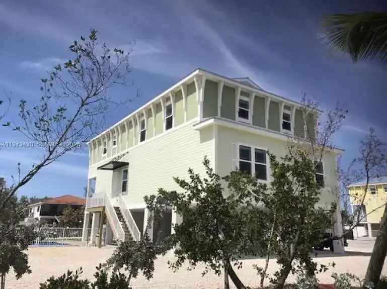 227 Sombrero Beach Rd, Marathon FL 33050