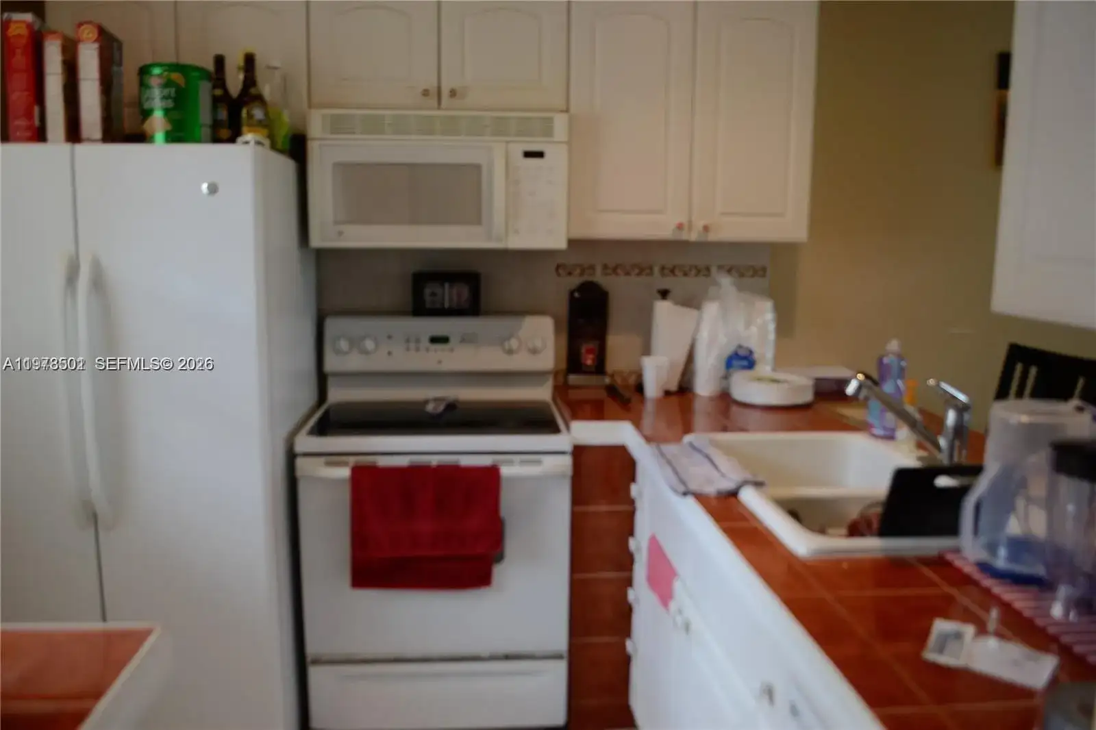 5021 W Oakland Park Blvd # 104, Lauderdale Lakes FL 33313 photo 3