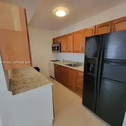 1845 Pembroke Rd # 22, Hollywood FL 33020 photo 2
