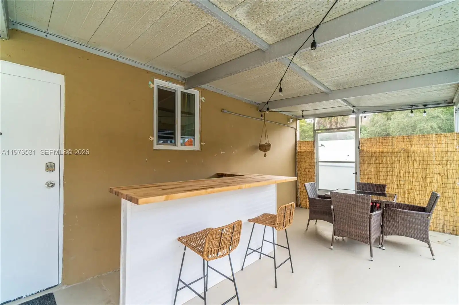 13405 NW 6th Ave, North Miami FL 33168 photo 4