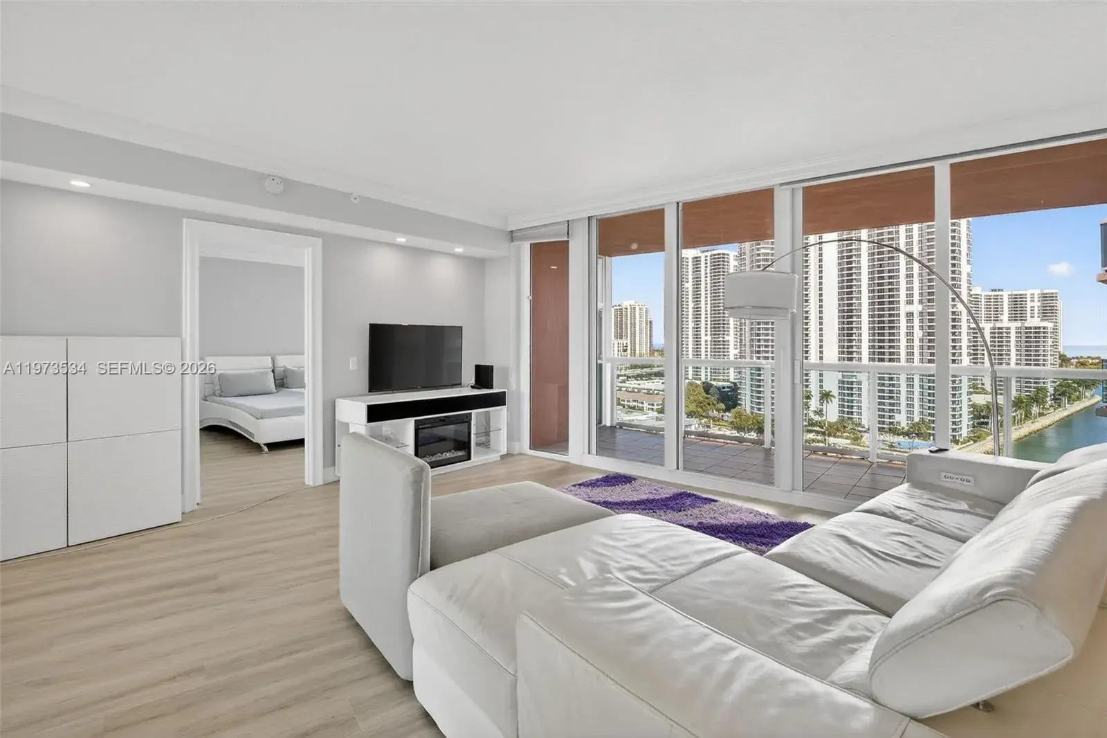 3370 Hidden Bay Dr # 1501, Aventura FL 33180