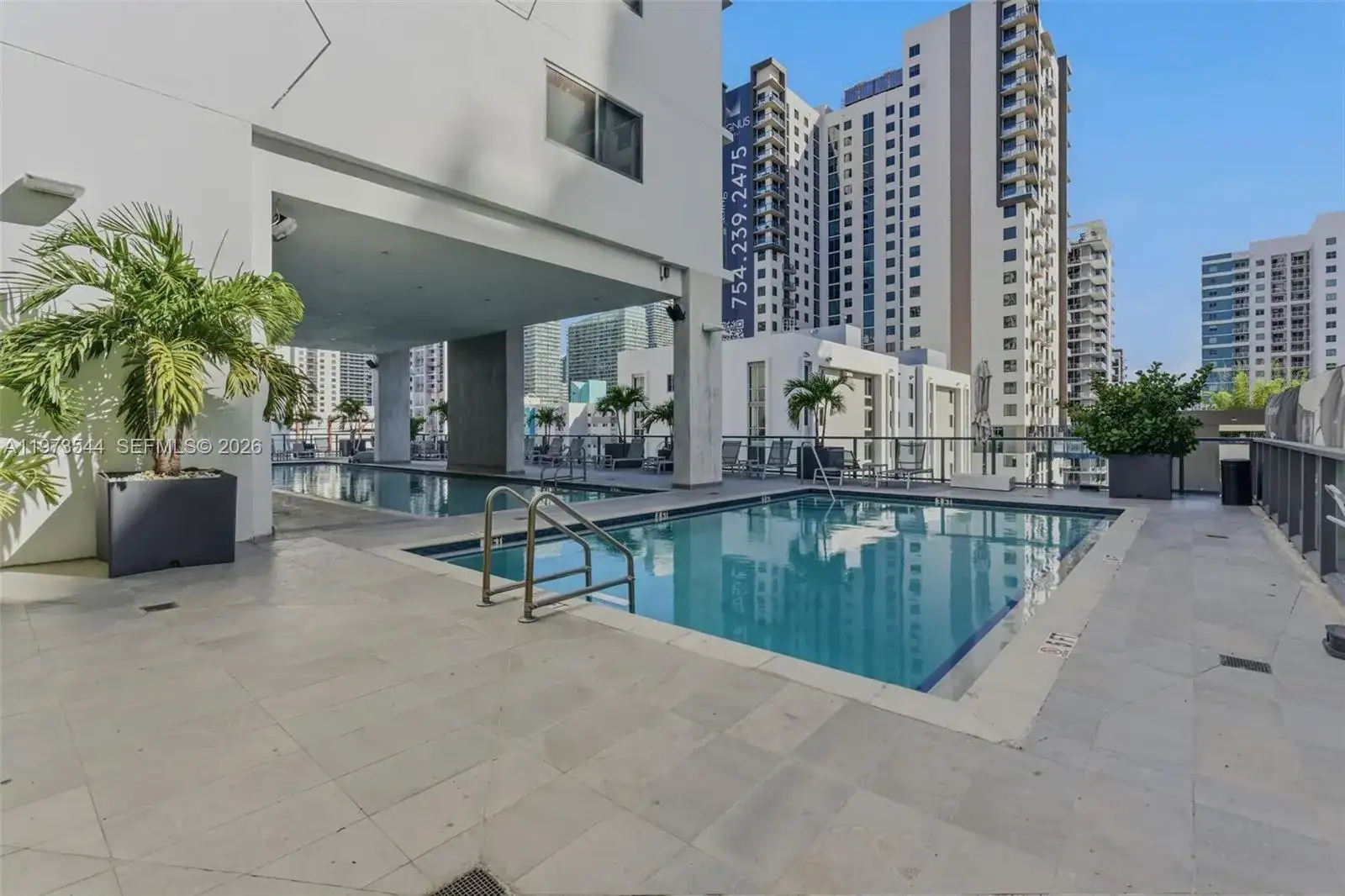 229 SW 9th St # 407, Miami FL 33130 photo 3