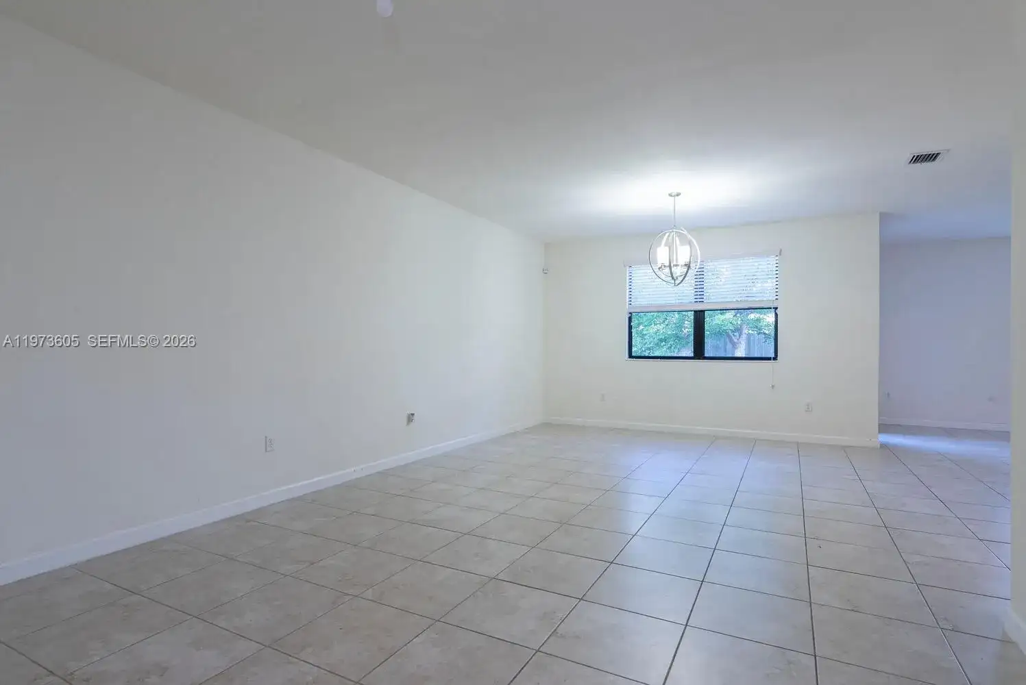 516 SE 35th Ter, Homestead FL 33033 photo 3