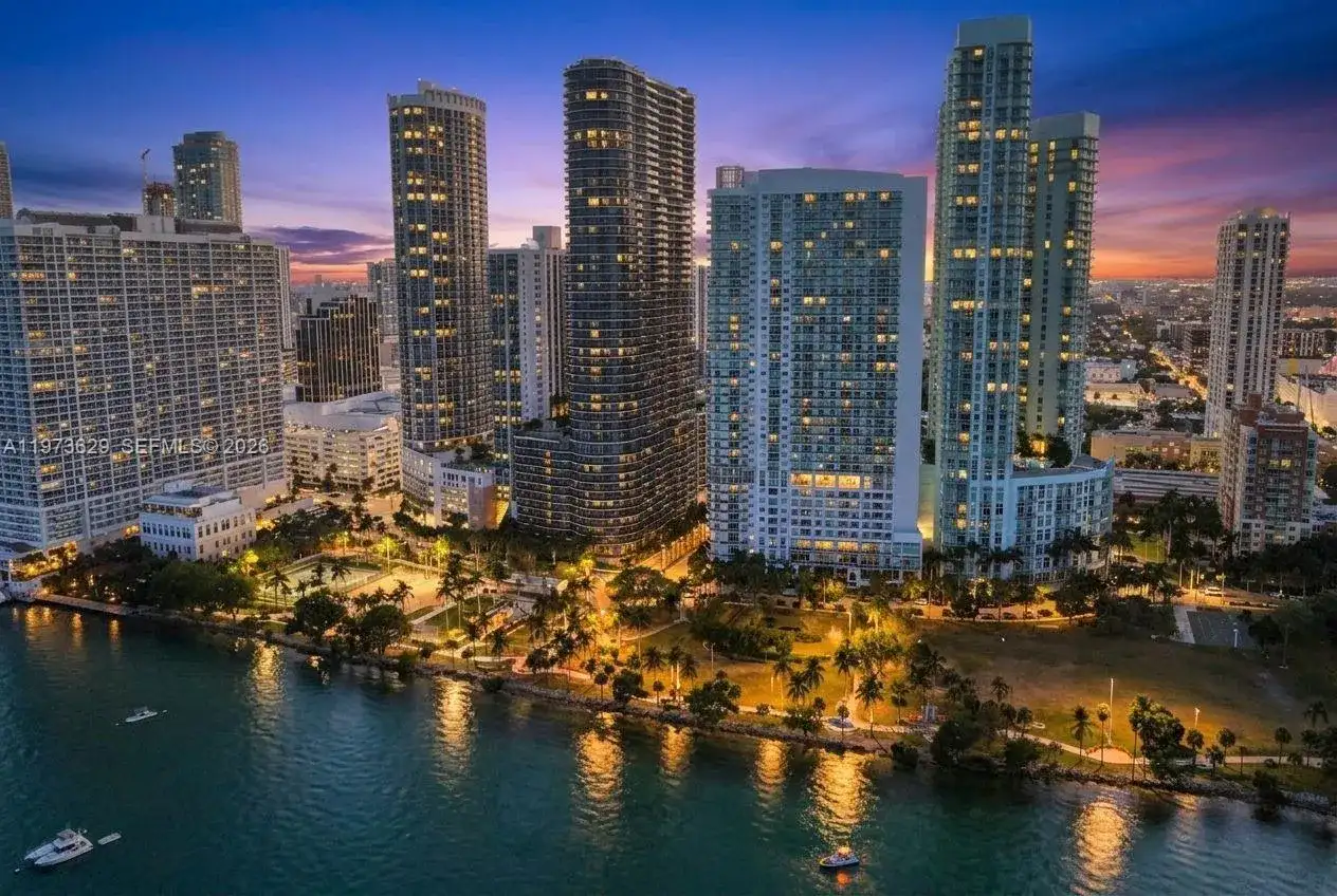 1750 N Bayshore Dr # 2510, Miami FL 33132 photo 2