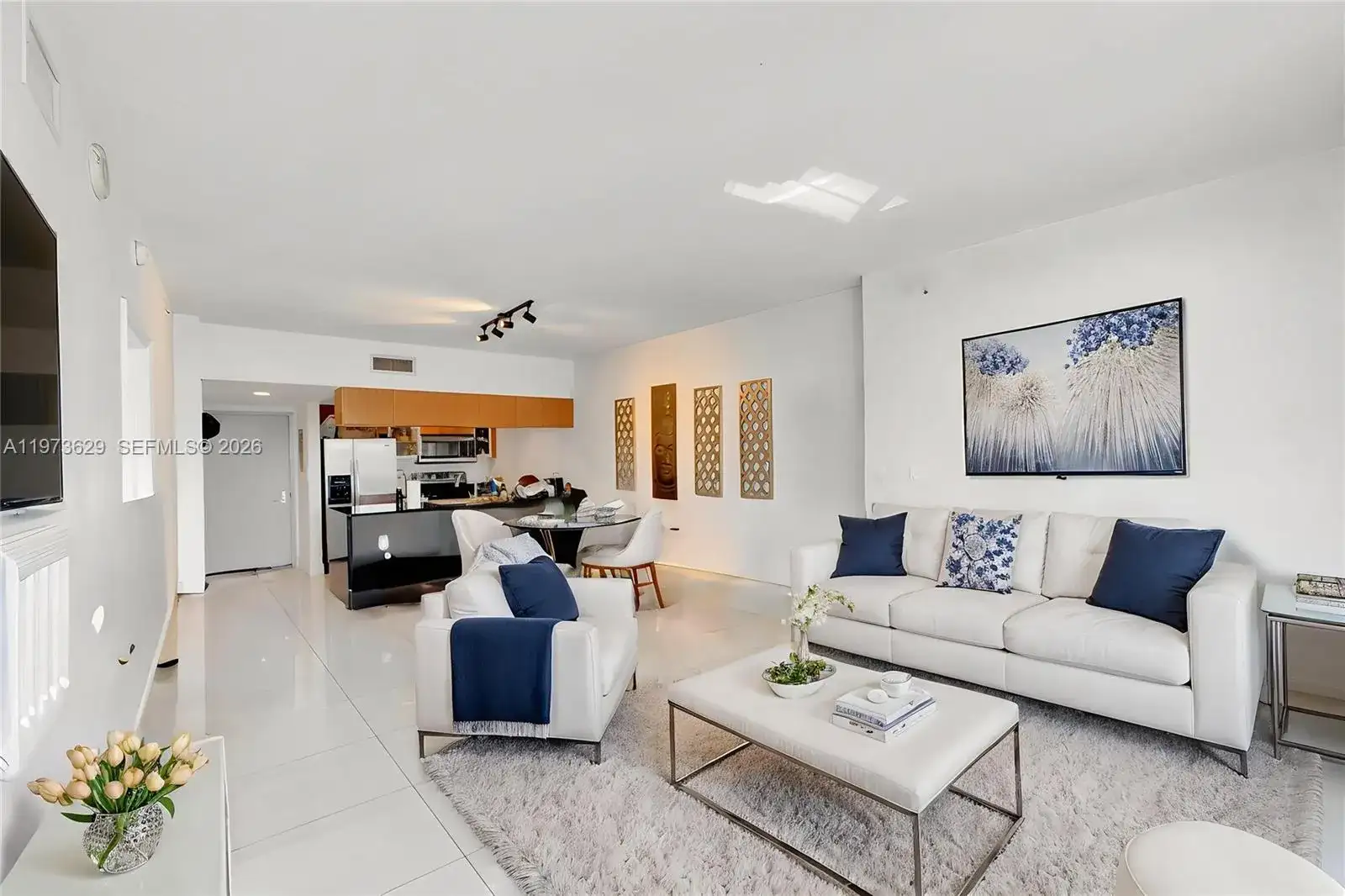 1750 N Bayshore Dr # 2510, Miami FL 33132 photo 3