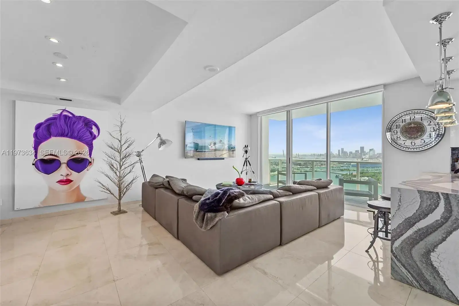650 West Ave, Miami Beach FL 33139 photo 2