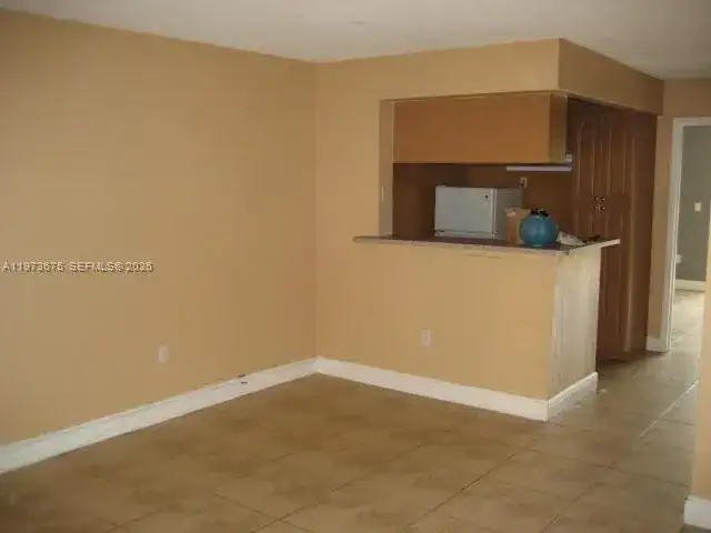 10832 N KENDALL DR # 6, Miami FL 33176 photo 3