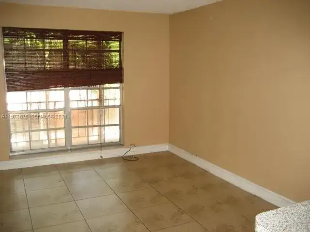 10832 N KENDALL DR # 6, Miami FL 33176 photo 5