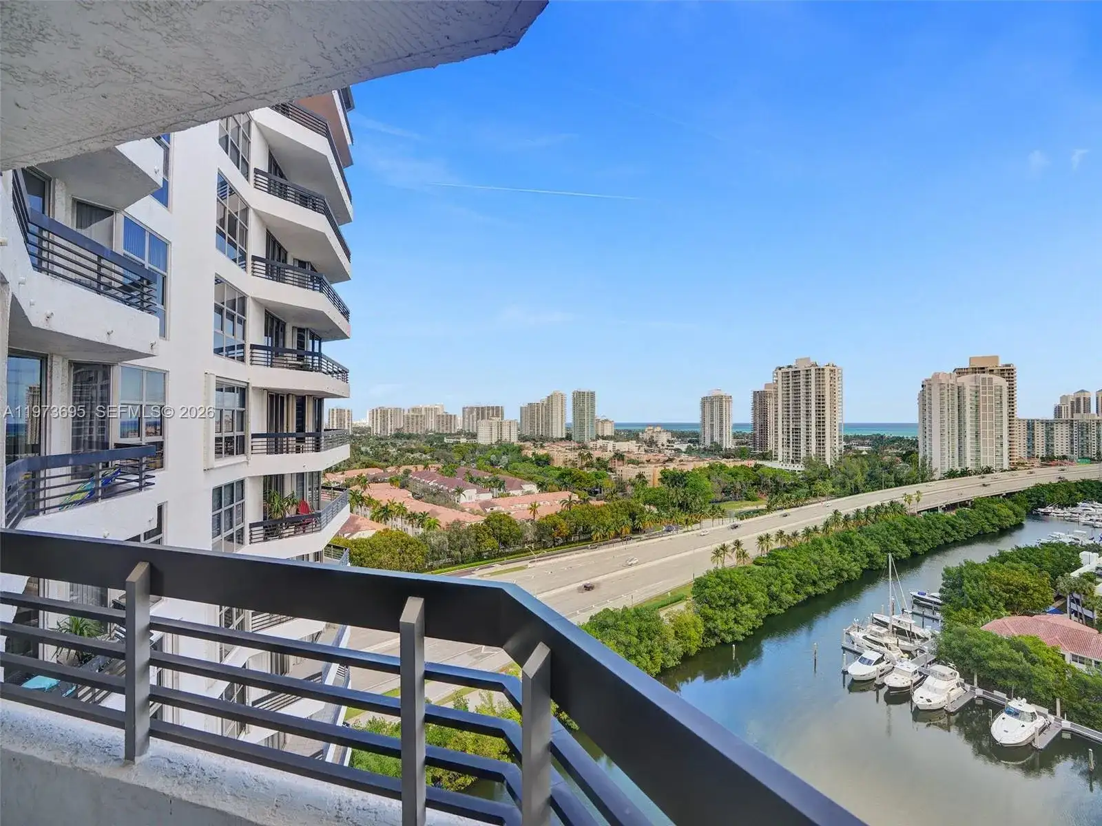 3400 192nd ST # 1811, Aventura FL 33180 photo 4