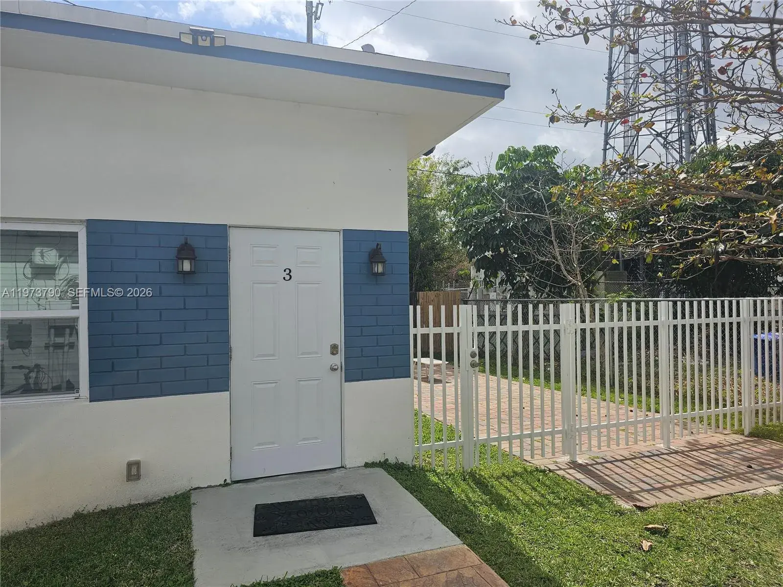 6130 Grant St # 3, Hollywood FL 33024