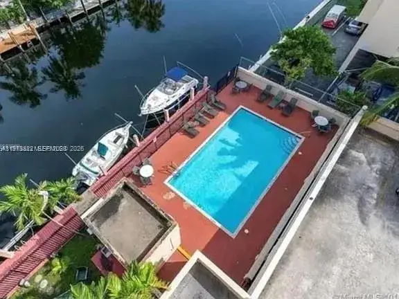 2903 N Miami Beach Blvd # 806, North Miami Beach FL 33160