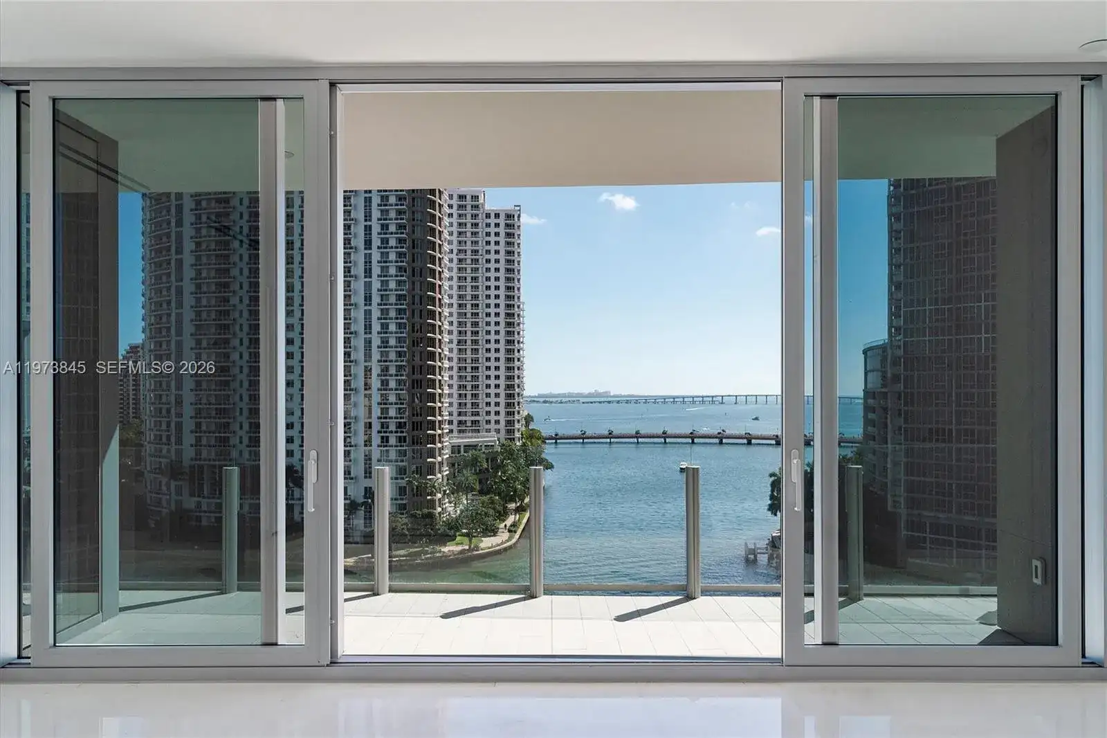 300 Biscayne Blvd Way # 803, Miami FL 33131 photo 5
