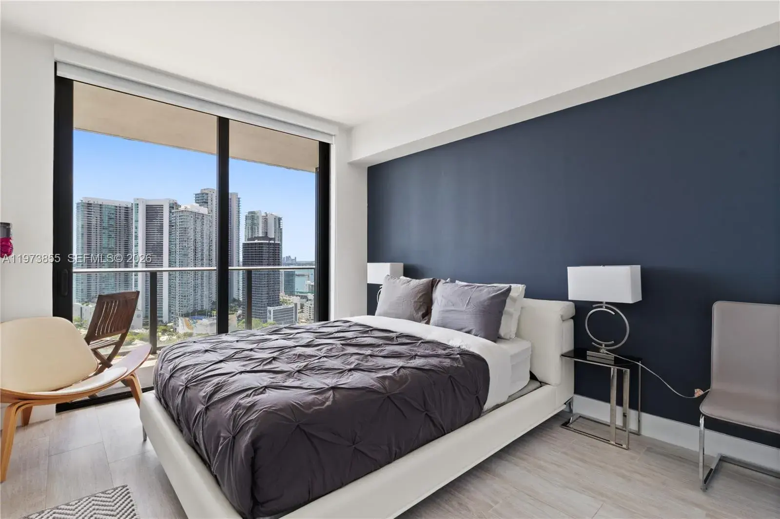 121 NE 34th St # 2807, Miami FL 33137