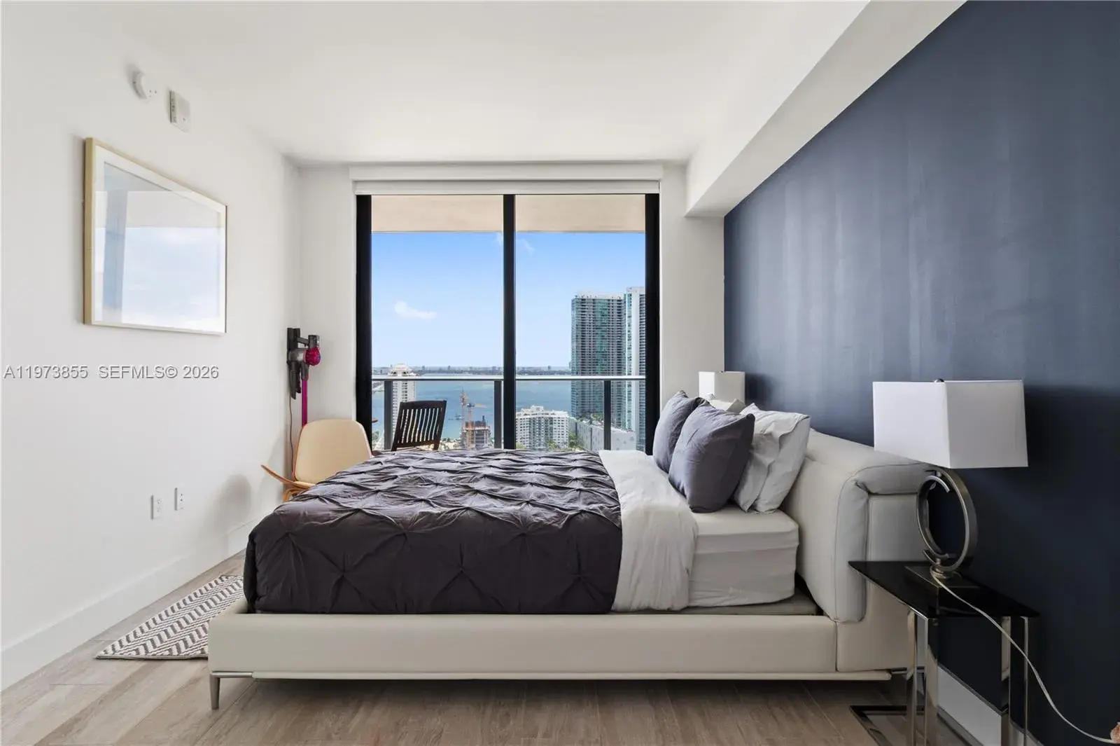 121 NE 34th St # 2807, Miami FL 33137