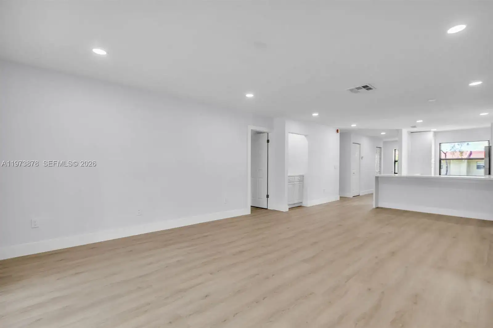 8535 Casa Del Lago # F, Boca Raton FL 33433 photo 3
