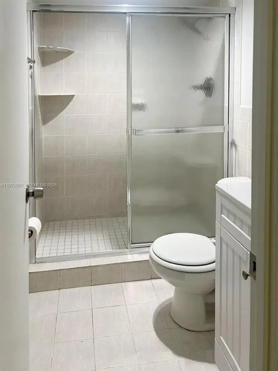 447 NE 195th St # 217, Miami FL 33179 photo 2