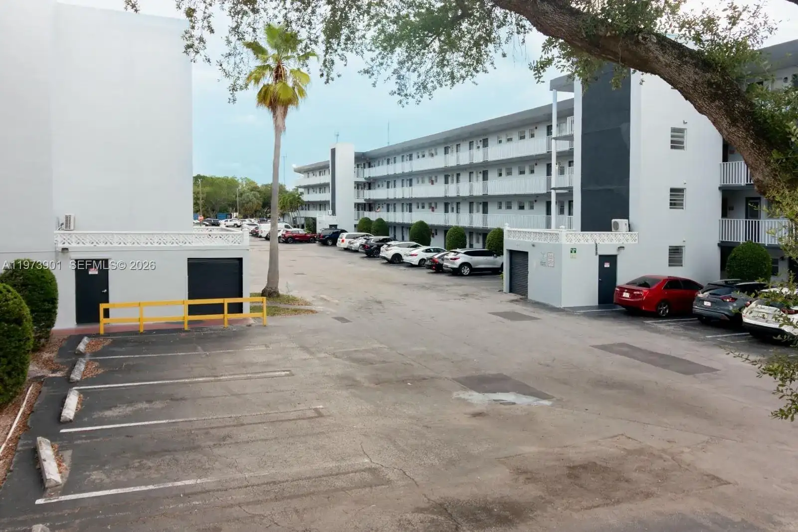 447 NE 195th St # 217, Miami FL 33179 photo 5