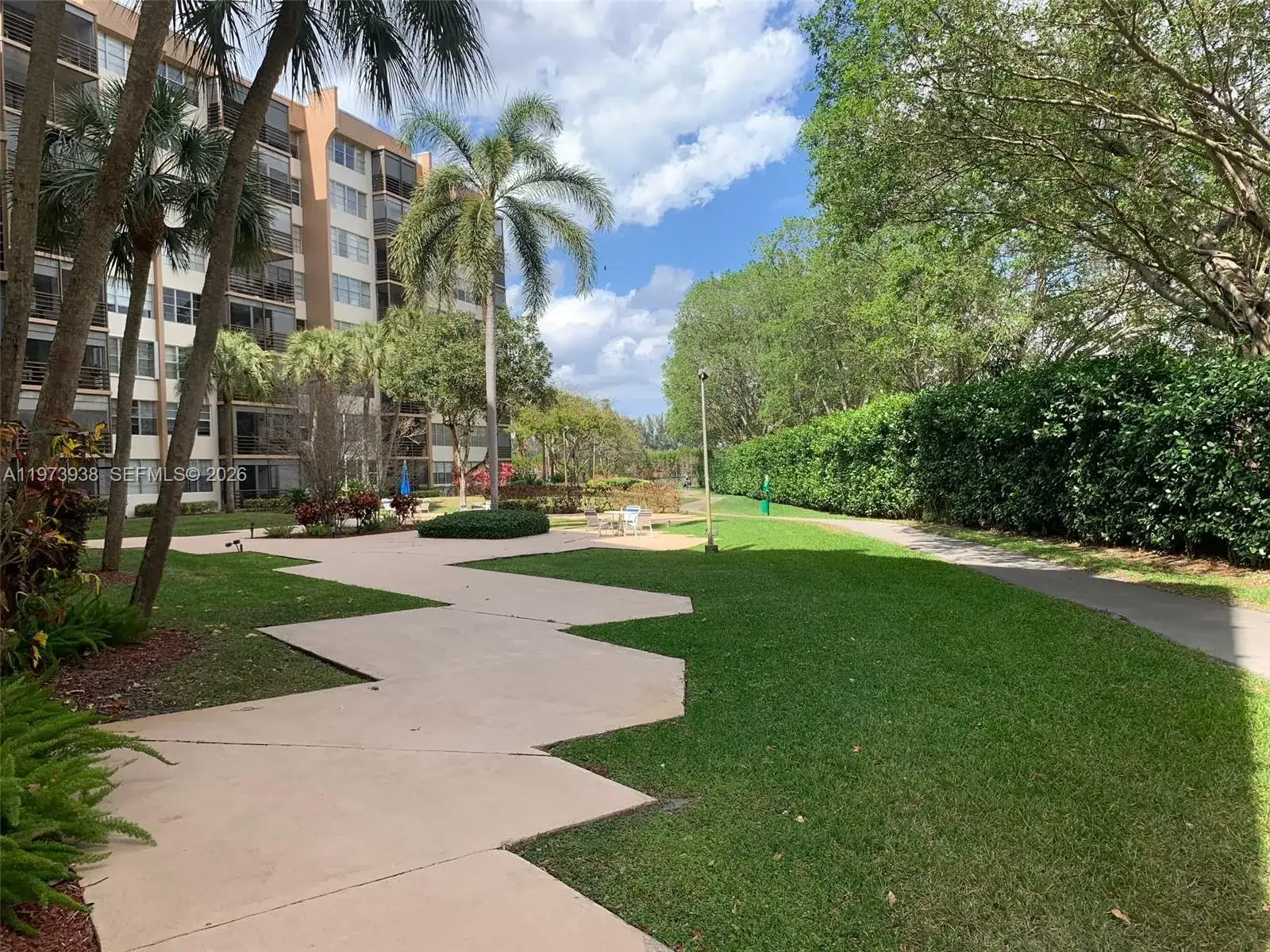1400 Saint Charles # 313, Pembroke Pines FL 33026 photo 3