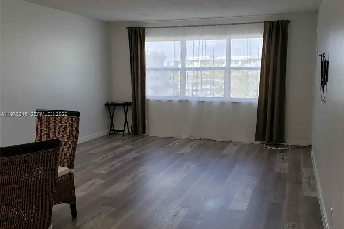 410 SE 2nd St # 418, Hallandale Beach FL 33009
