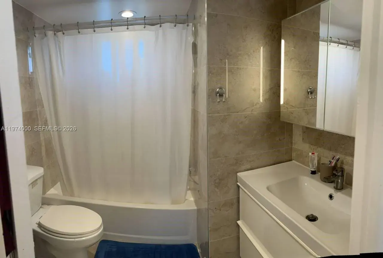 1150 NE 191st St # 34, Miami FL 33179