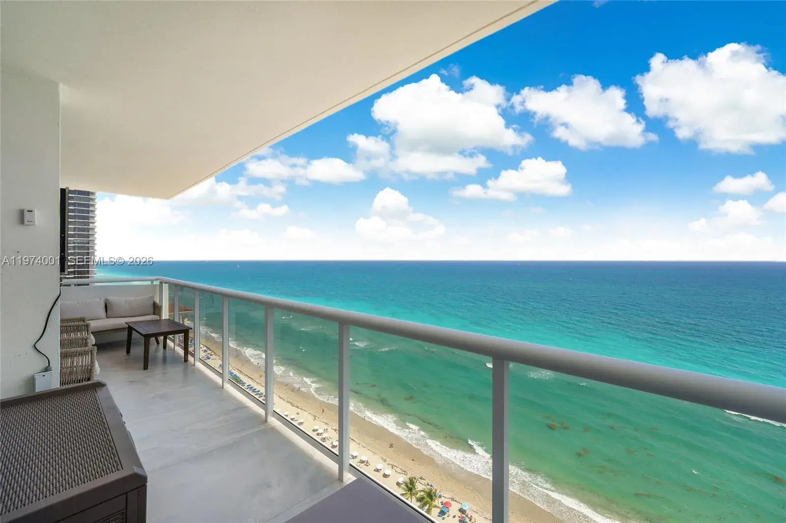 3140 S Ocean Dr # 2406, Hallandale Beach FL 33009