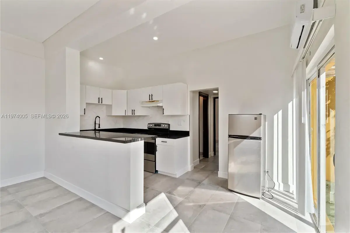 2204 Mckinley St # 2, Hollywood FL 33020