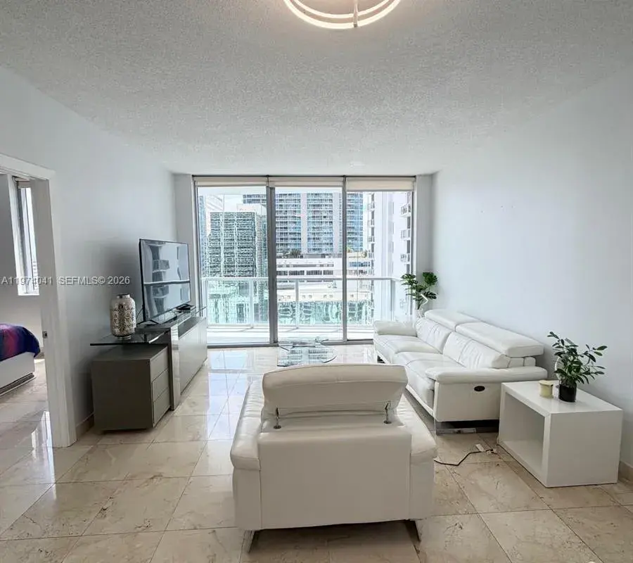 1050 Brickell Ave # 1904, Miami FL 33131