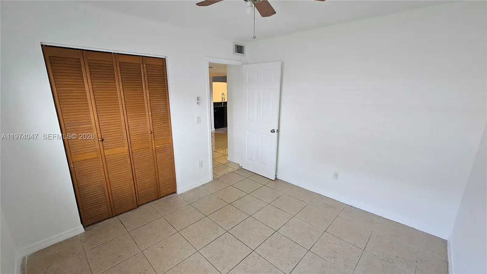 426 NE 210th Cir Ter # 2, Miami FL 33179 photo 4