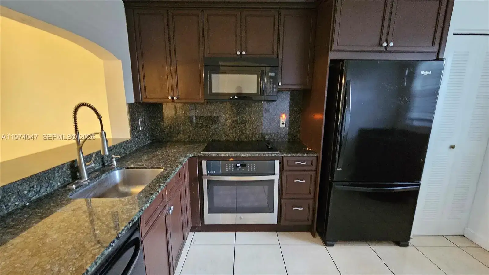 426 NE 210th Cir Ter # 2, Miami FL 33179 photo 5