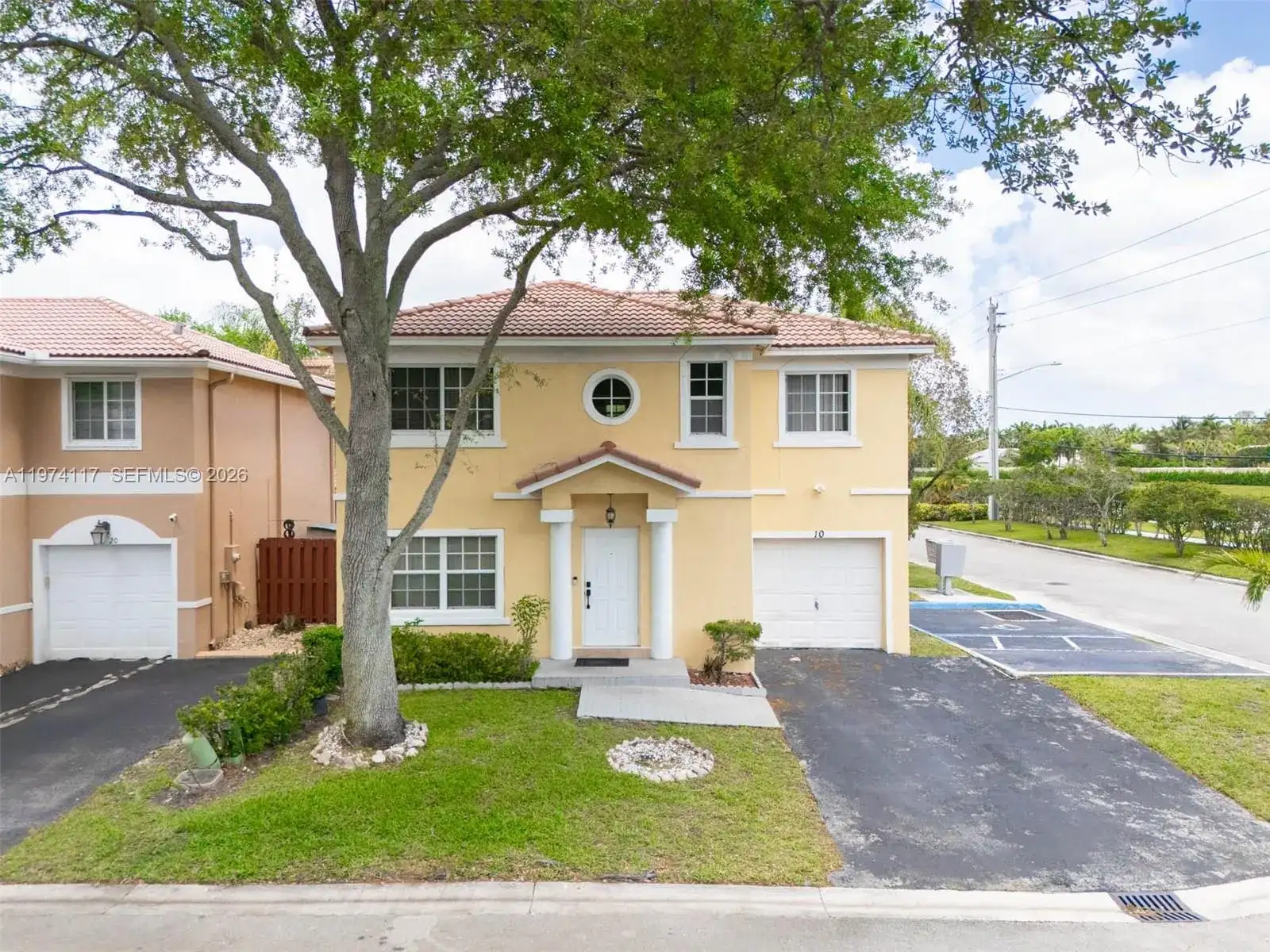 10 NW 110th Ave, Plantation FL 33324 photo 4