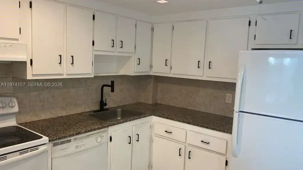 16851 NE 23rd Ave # A408, North Miami Beach FL 33160 photo 5
