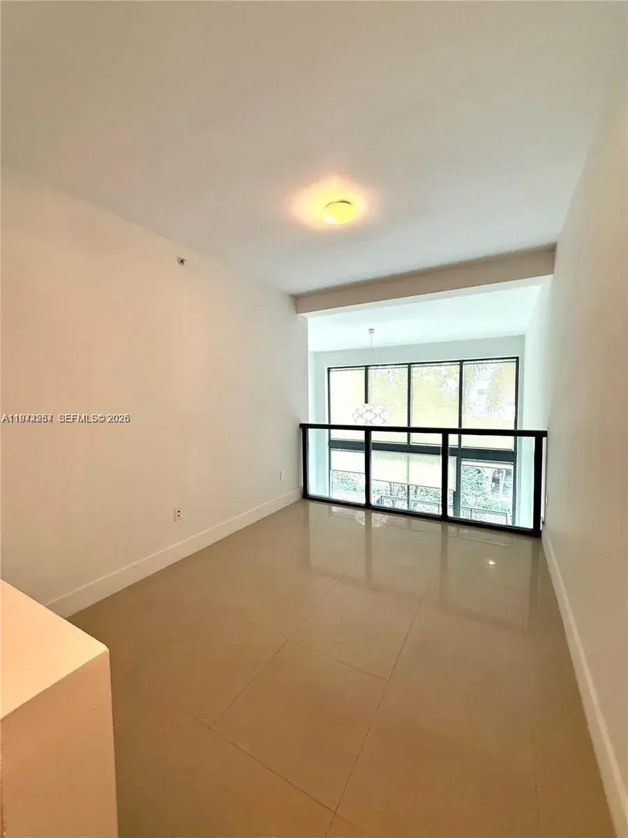 6000 Collins Ave # 313, Miami Beach FL 33140
