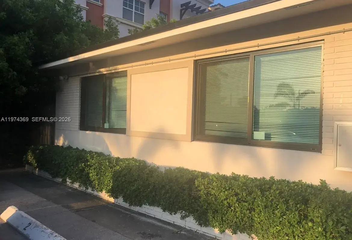 1016 NE 17th Ave # 4, Fort Lauderdale FL 33304