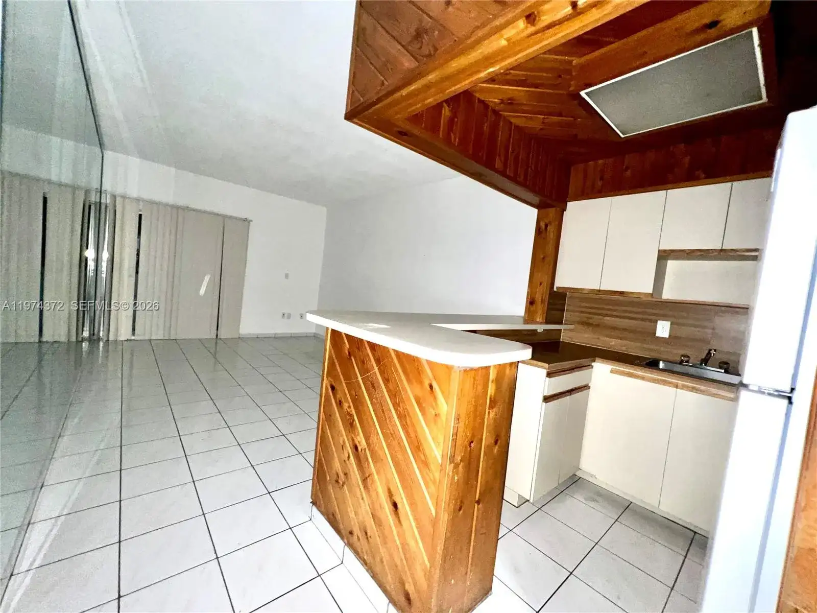 4370 NW 11th St # 103, Miami FL 33126 photo 3