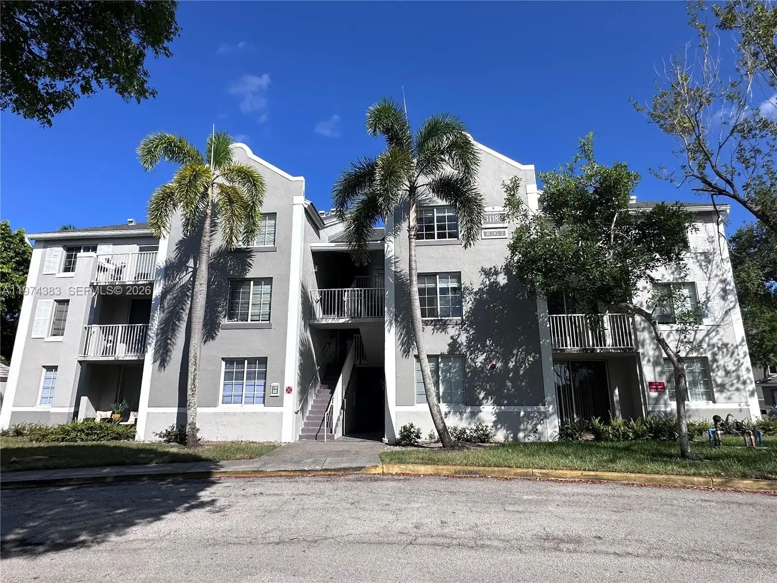 11185 SW 6th St # 303, Pembroke Pines FL 33025 photo 2