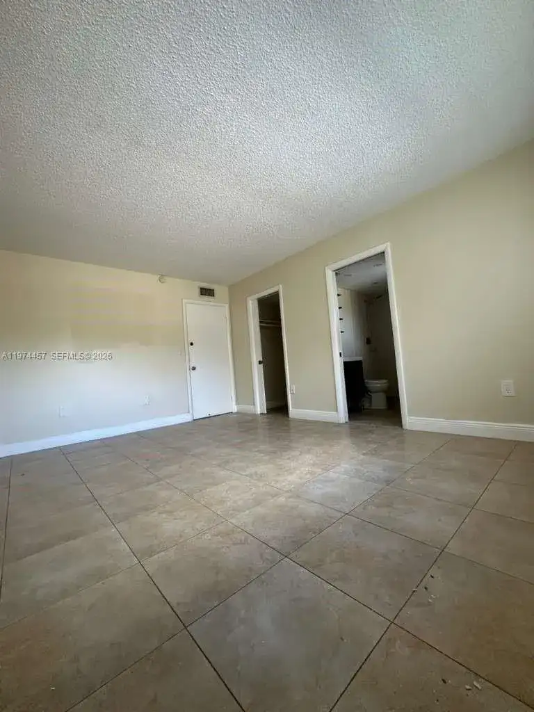 8400 SW 133rd Ave Rd # 202, Miami FL 33183 photo 2
