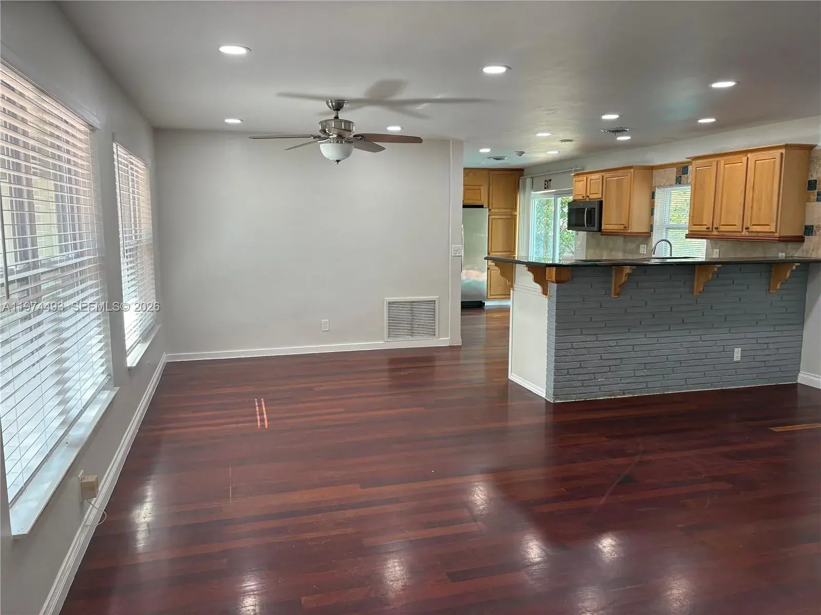 3617 Cleveland St, Hollywood FL 33021