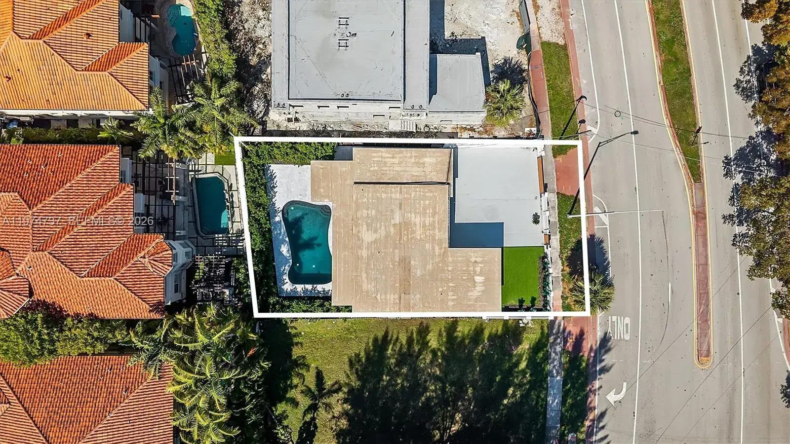 4144 Alton Rd, Miami Beach FL 33140