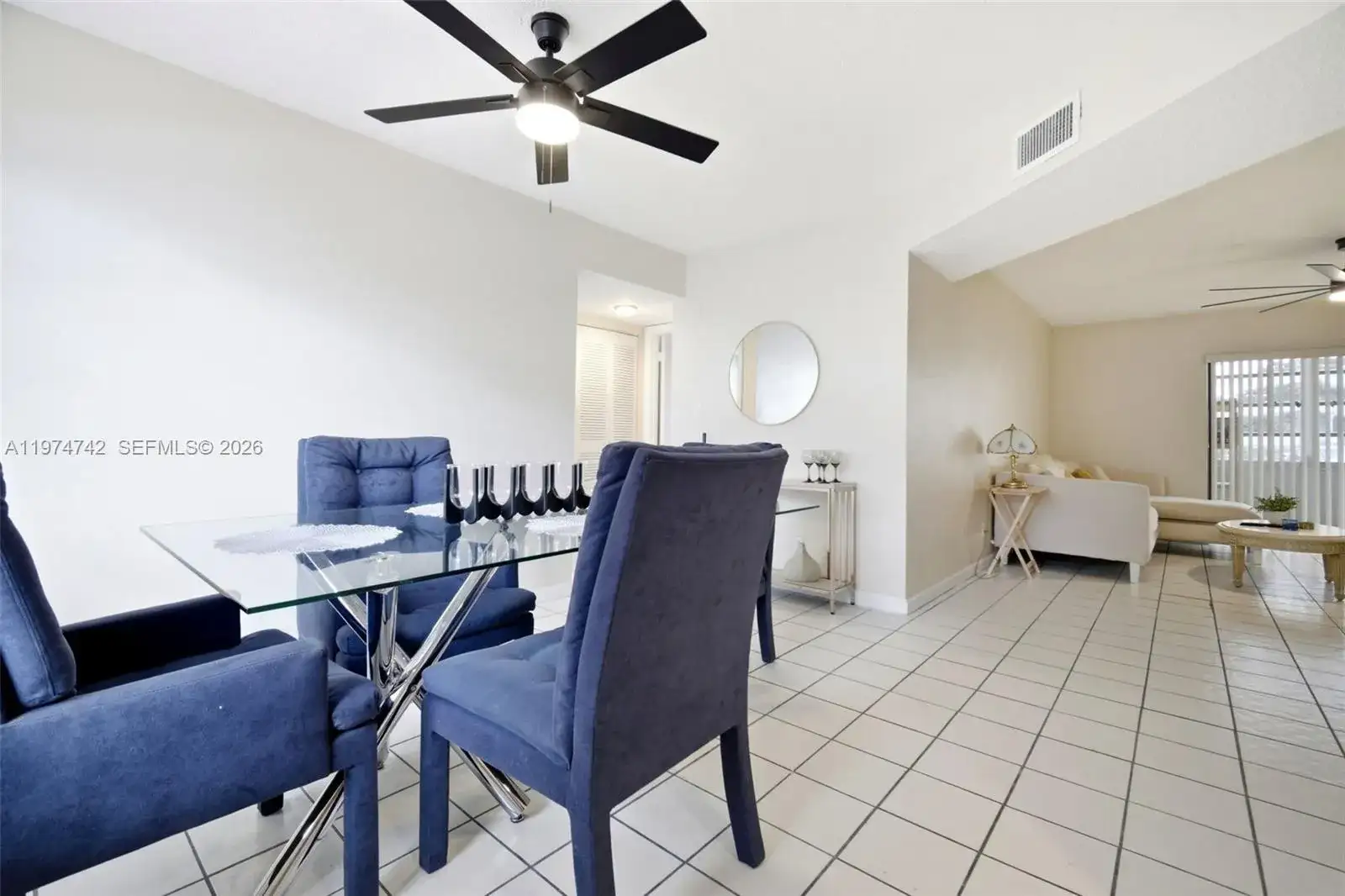 4270 NW 40th St # 104, Lauderdale Lakes FL 33319 photo 4