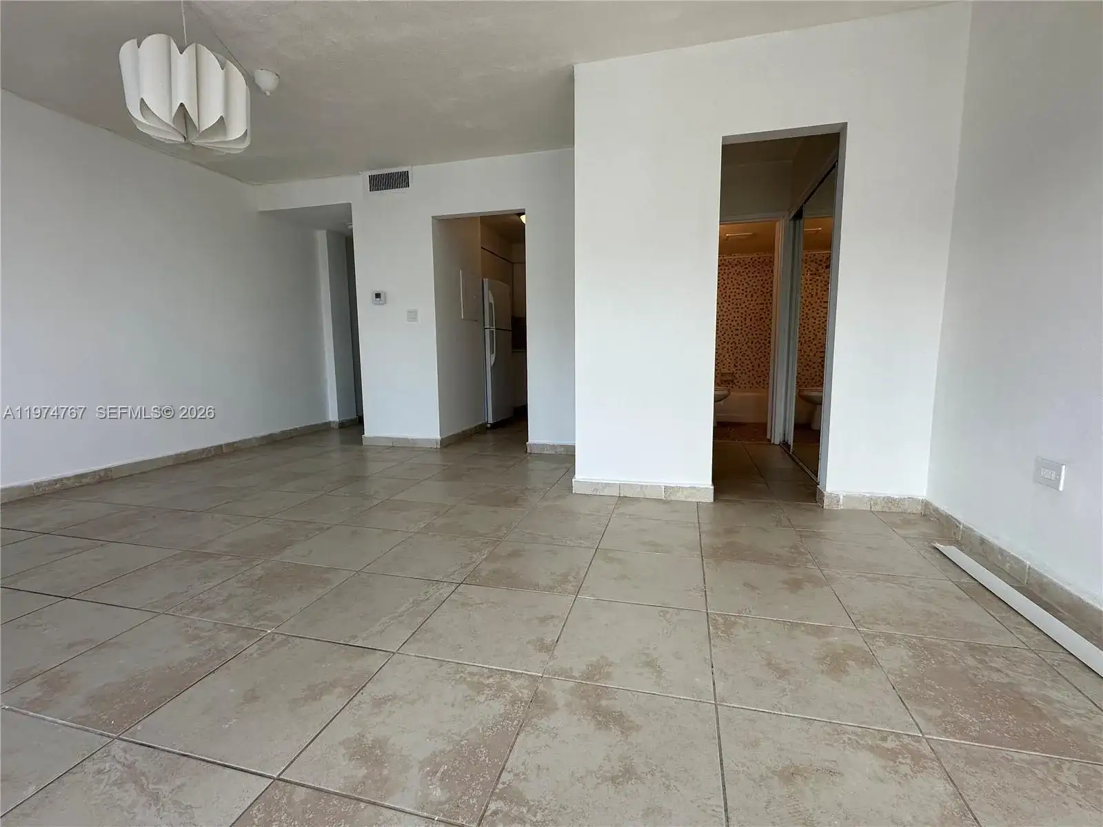 7545 E Treasure Dr # 9I, North Bay Village FL 33141 photo 4