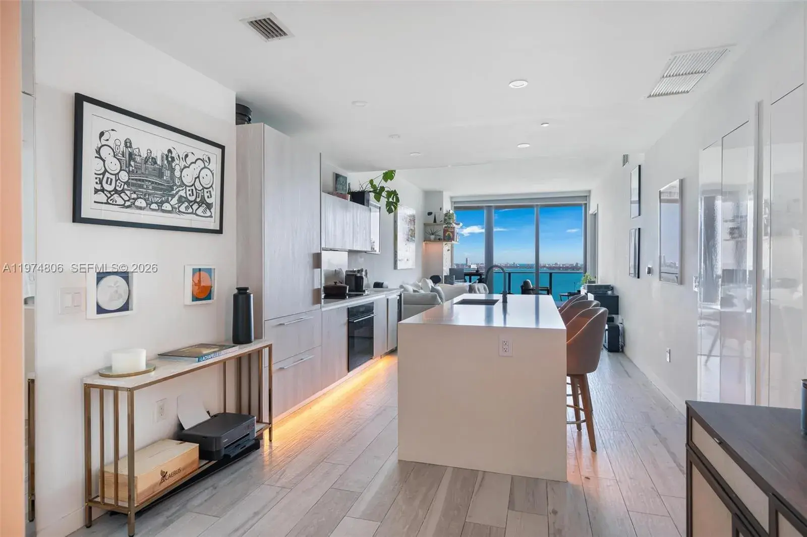 480 NE 31st St # 2302, Miami FL 33137