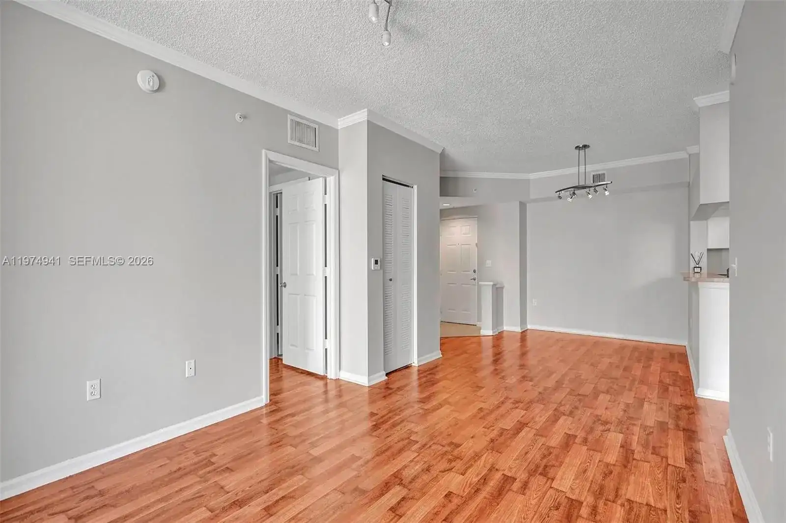 17150 N Bay Rd # 2802, Sunny Isles Beach FL 33160 photo 4